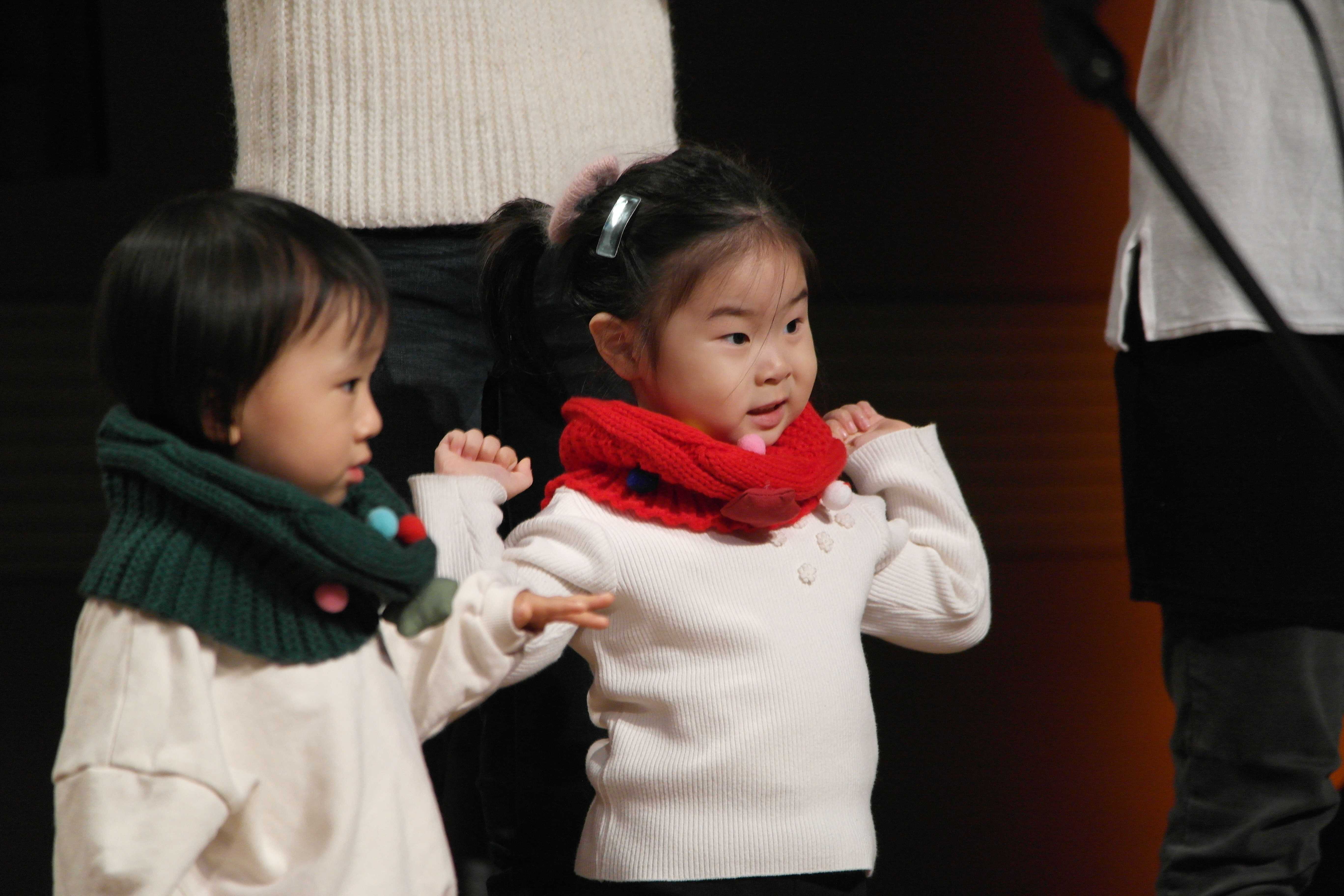 191222_영아부_성탄축하예배 (24).JPG